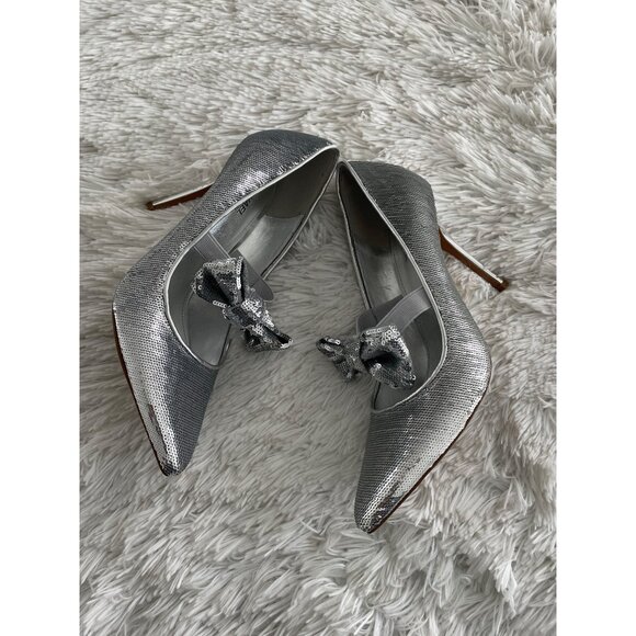 Michael Kors Silver Sequin Stiletto Heels With Bow Accent Size 8M - Picture 2 of 11